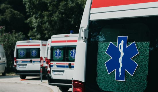 遂宁救护车转运病人过路高速收费吗?